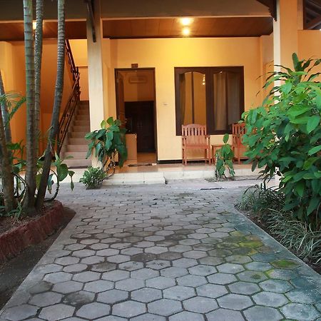 Puri Senggigi Hotel Mangsit Kültér fotó