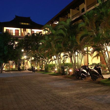 Puri Senggigi Hotel Mangsit Kültér fotó