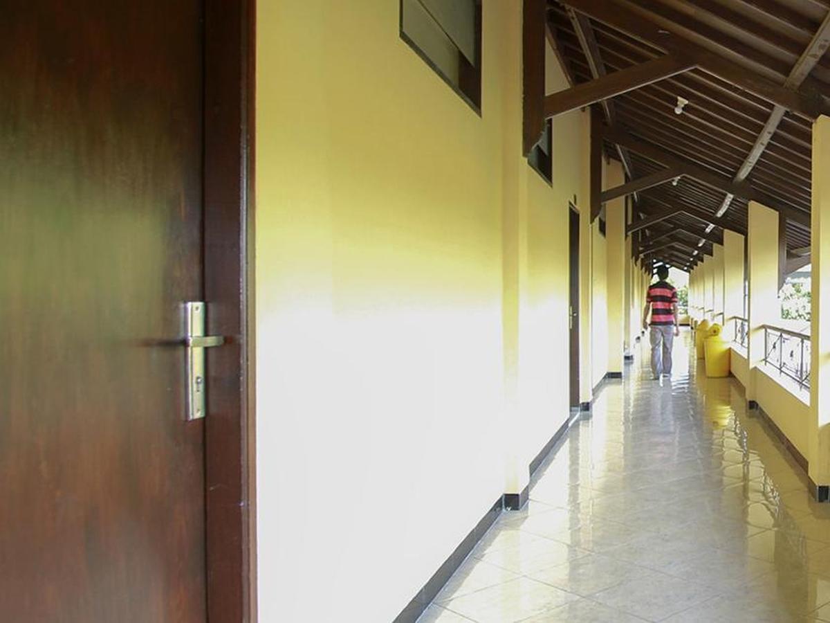 Puri Senggigi Hotel Mangsit Kültér fotó