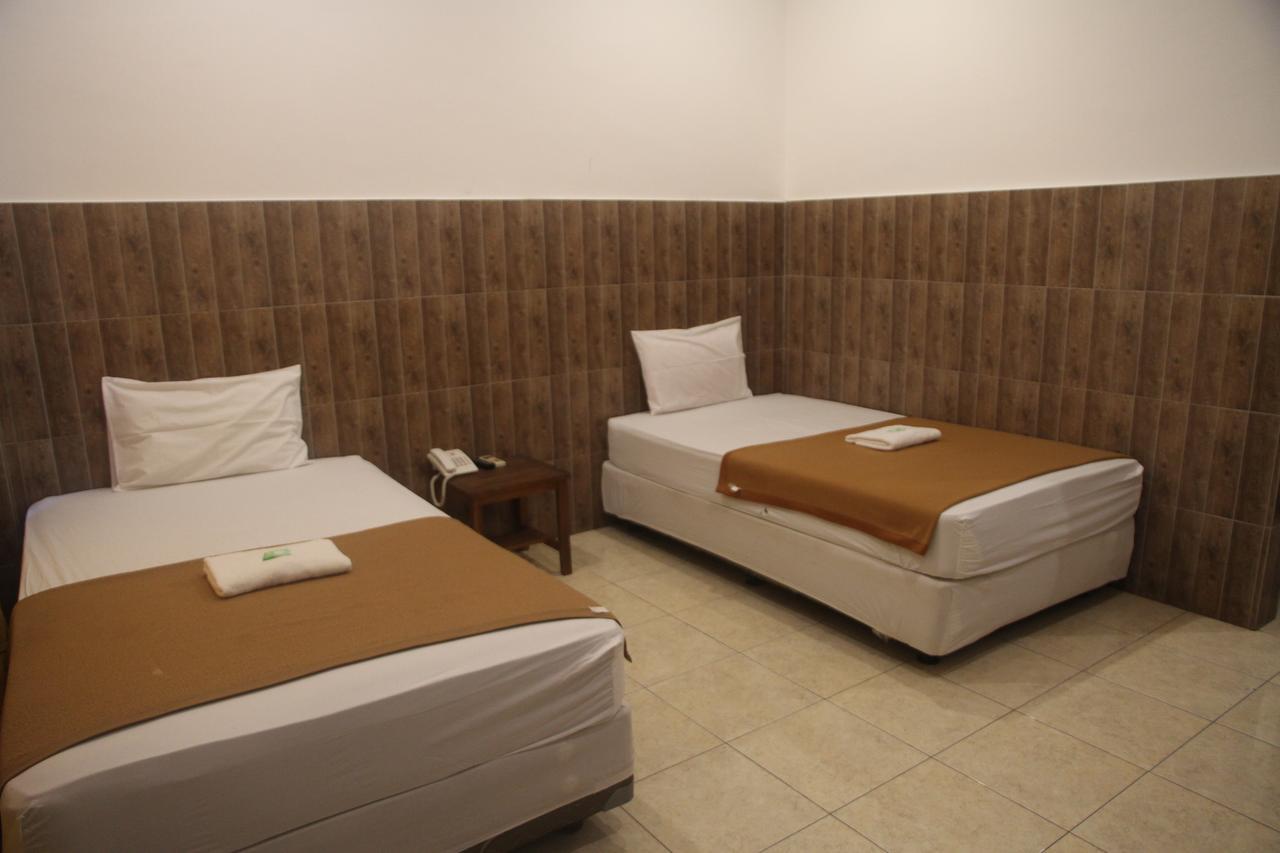 Puri Senggigi Hotel Mangsit Kültér fotó