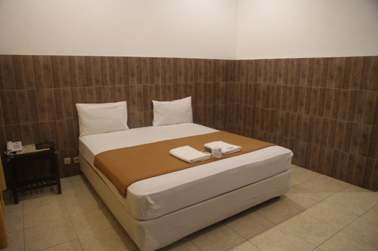 Puri Senggigi Hotel Mangsit Kültér fotó