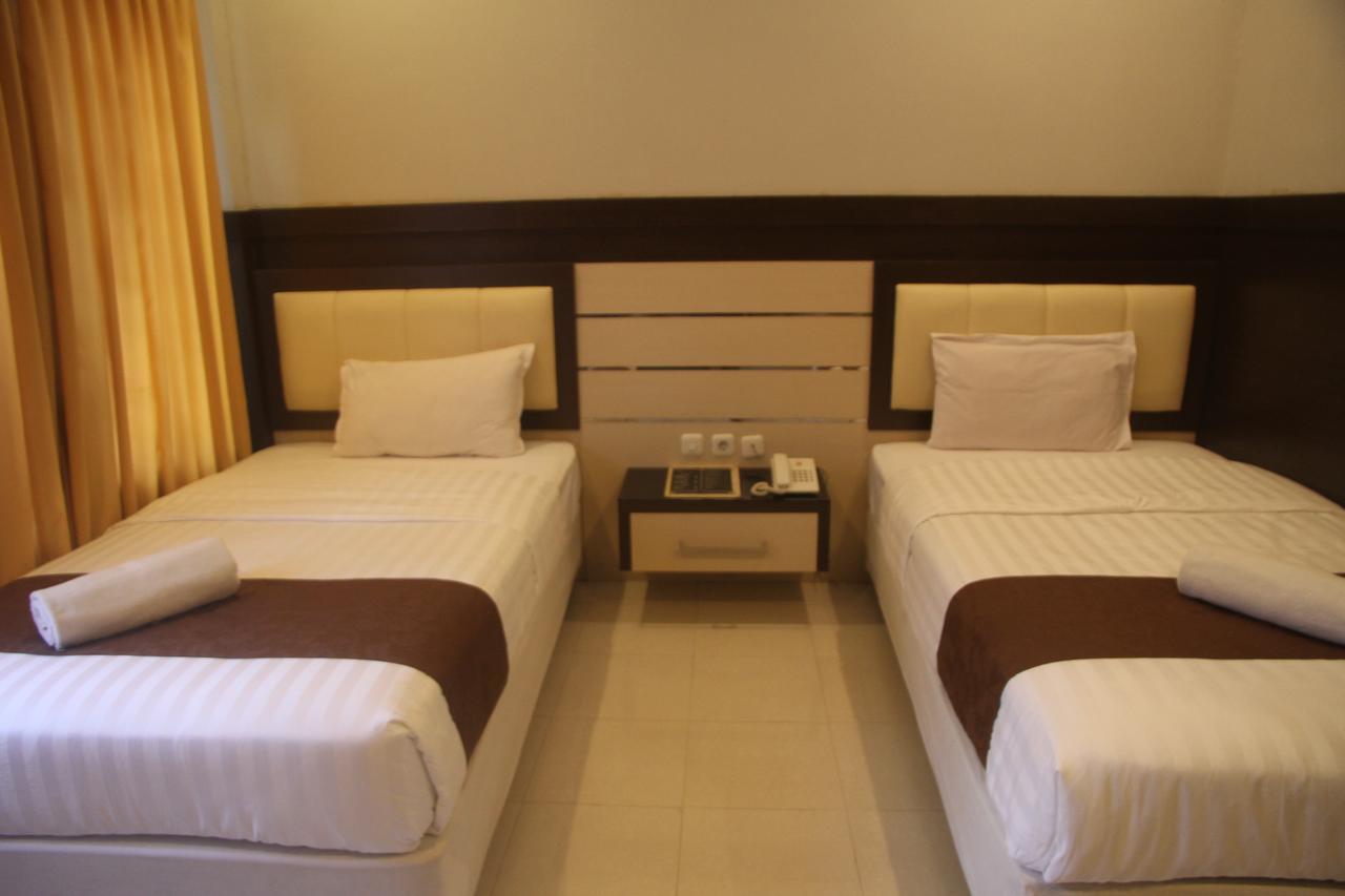 Puri Senggigi Hotel Mangsit Kültér fotó