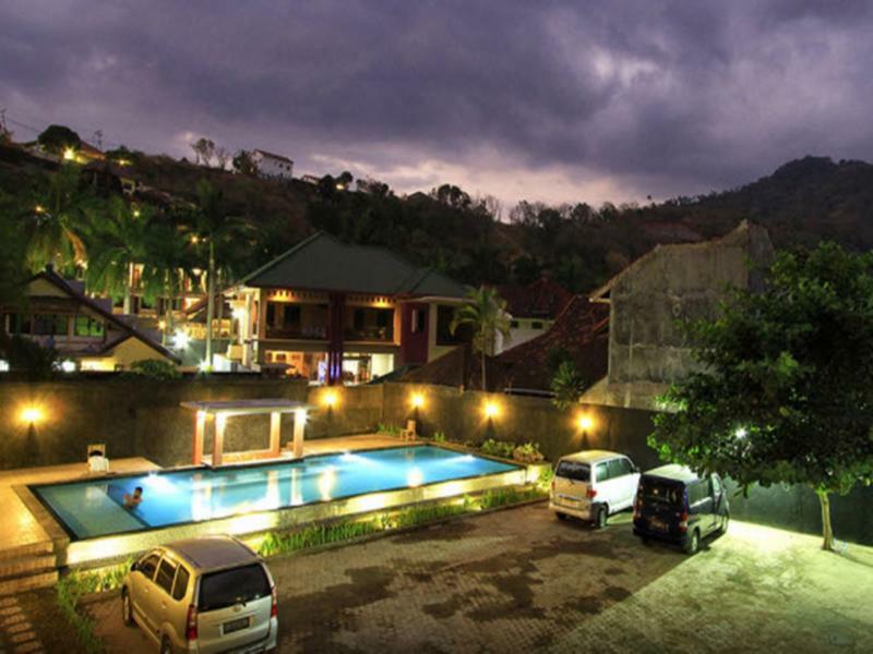 Puri Senggigi Hotel Mangsit Kültér fotó